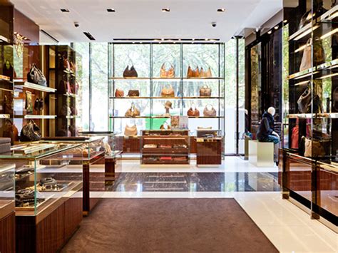 gucci lisbon airport|GUCCI® Store Lisbon.